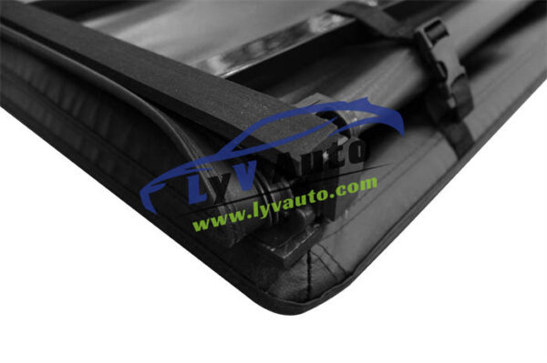 Soft tri-fold pickup tonneau cover - Image 6