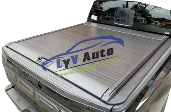 Aluminum retractable pickup cover